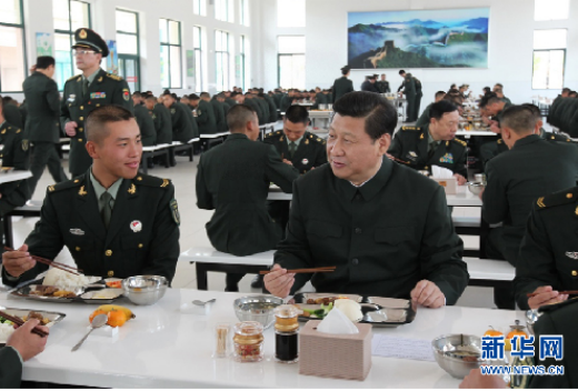 士兵共进午餐